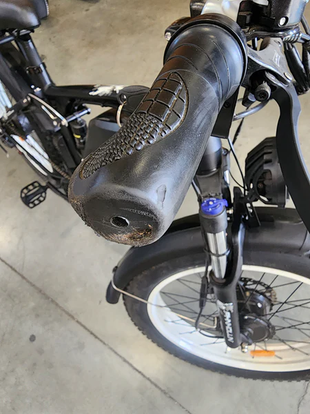 Tuttio Seeker24 Dual Motor Electric Bike For Sale-Second Hand - Image 6